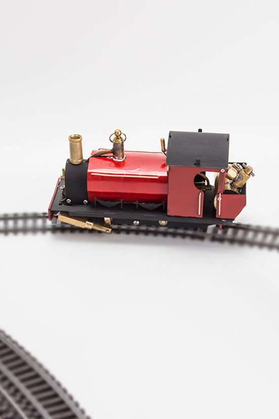 HO Scale Live Steam Locomotive Model